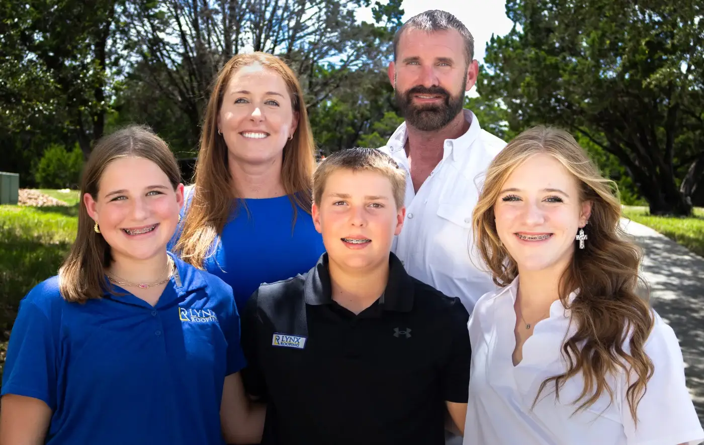 Lynx-roofing-family-business